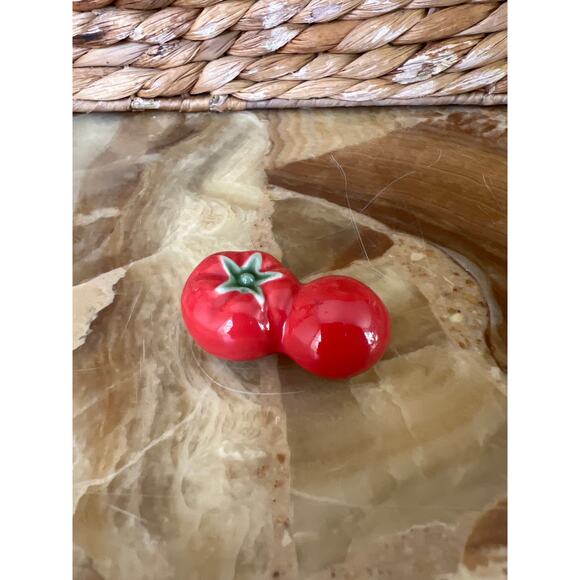 Tiny Tomatoes for a Tiny Shelf - Picture 1 of 3